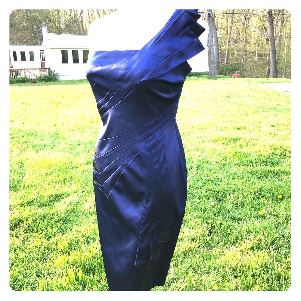 Issue NY Satin Accordion Pleat Cocktail Dress Sz.6